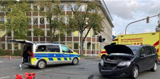Im Kreuzungsbereich kam es zu dem Zusammenstoß. Foto: Polizei