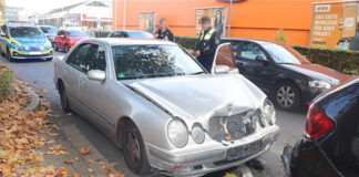 Einer der beschädigten Wagen. Foto: Polizei