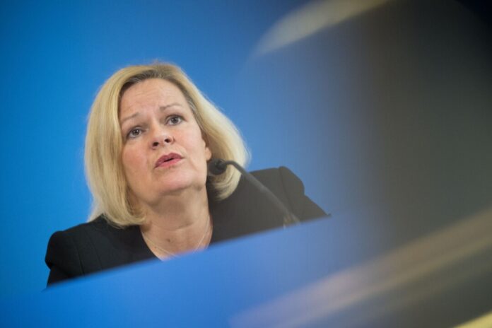 Innenministerin Nancy Faeser dankte dem Bundeskriminalamt und dem Bundesamt für Verfassungsschutz «für die intensiv geführten Ermittlungen».