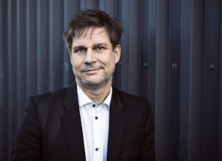 Der Kabarettist Jens Neutag präsentiert im Kulturbistro in der AWO sein neues Programm. Foto: Olli Haas