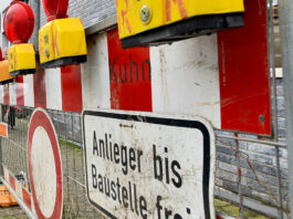 Vollsperrung der Vosskuhlstraße – Fahrbahn unterspült