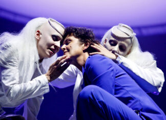 Ein Szenenfoto aus "Doktormutter Faust“: Foto: Birgit Hupfeld
