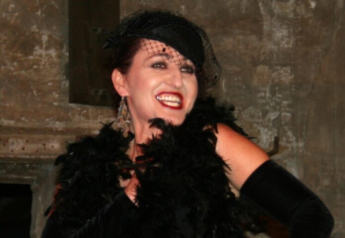 Carmen Rodriguez gastiert in Ratingen. Foto: Röder-Moldenhauer