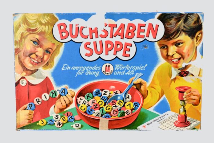 Eines der Spiele: "Buchstabensuppe". Foto: Jörg Fuhrmann