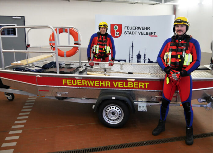 Die neue Schutzausrüstung der Velberter Feuerwehr. Foto: FW Velbert