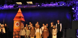 Bereits 2016 feierte die Musikschule mit dem Weihnachtsmusical „Ebenezer Scrooge“ von Edwin Pröm einen großen Erfolg. Archivfoto: Stadt Ratingen