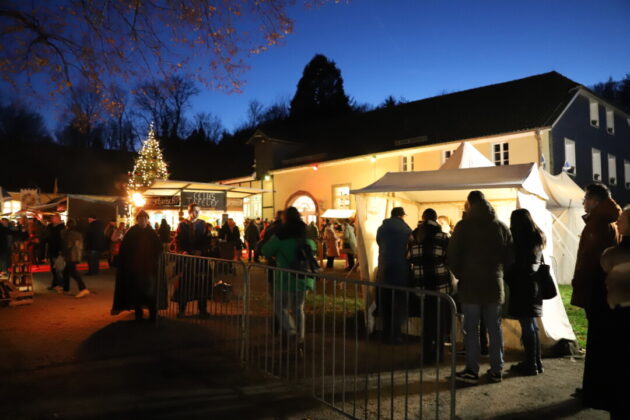 Mittelalter Weihnachtsmarkt Neviges 2024_c_Andre Volkmann