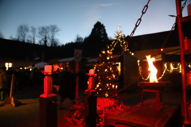 Mittelalter Weihnachtsmarkt Neviges 2024_c_Andre Volkmann