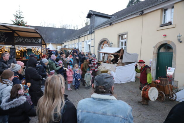 Mittelalter Weihnachtsmarkt Neviges 2024_c_Andre Volkmann