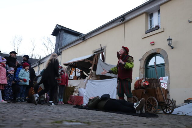 Mittelalter Weihnachtsmarkt Neviges 2024_c_Andre Volkmann