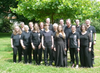 Die Musikfreunde Wülfrath vor einem ihrer Konzerte. Foto: Iris Truschinski