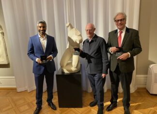 Die drei Preisträger: Pradeep Pinakatt, Sir Tony Cragg und Hans-Georg Lohe. Foto: Flughafen Düsseldorf