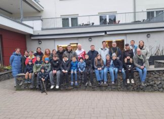 Ein Gruppenfoto durfte beim, „TTR08-Kids-Familienwochenende in Haltern am See nicht fehlen. Foto: TTR08