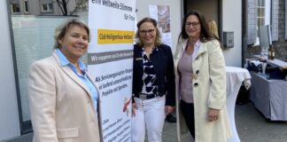 Mitten in der Innenstadt hatten die Engagierten sich postiert, um für den guten Zweck zu sammeln. Foto: privat