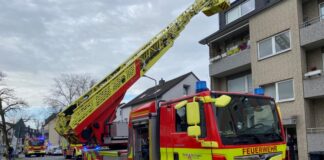 Die Feuerwehr vor Ort in Ratingen-Ost. Foto: FW Ratingen
