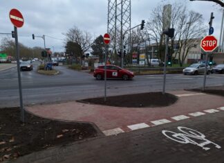Die Radschleuse an der Westtangente wurde im Zuge des Kreuzungsumbaus neu gebaut und erhöht die Sicherheit für den Radverkehr enorm, auch Dank einer neuen, eigenen Ampelphase. Foto: CDU-Fraktion Ratingen