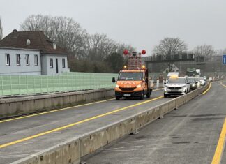 Der Verkehr läuft seit Donnerstag über die neue A40-Brücke am Bochumer Schlachthof. Foto: Autobahm GmbH
