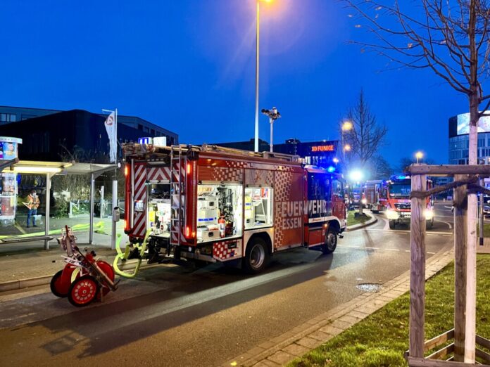 Ein Blick auf die Einsatzstelle. Foto: Feuerwehr Essen