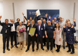 Die Freude über die Auszeichnung war groß bei allen Beteiligten. Foto: Catharina Frank