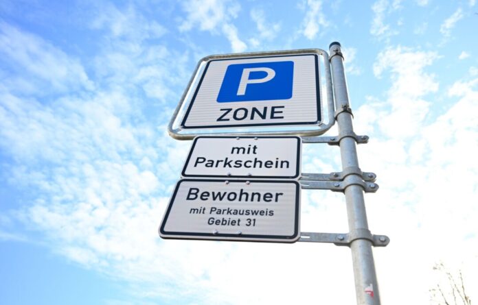 Anwohnerparken ist teurer geworden - aber nicht überall (Symbolfoto)