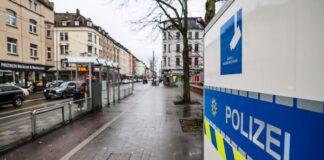Video-Überwachung an Hotspots für Silvester-Ausschreitungen wird aufgebaut - wie hier in Duisburg