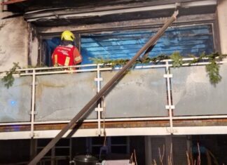 Die Feuerwehr im Brandeinsatz. Foto: FW Velbert