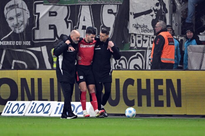 Bayers Terrier verletzte sich früh gegen Gladbach.