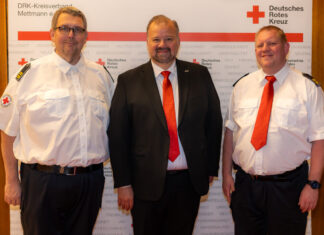 DRK-Kreisbereitschaftsleiter Thomas Nüchter – DRK-Kreisgeschäftsführer Stefan Vieth und DRK-Kreisbereitschaftsleiter Christian Schildknecht. Foto: Janine Renters