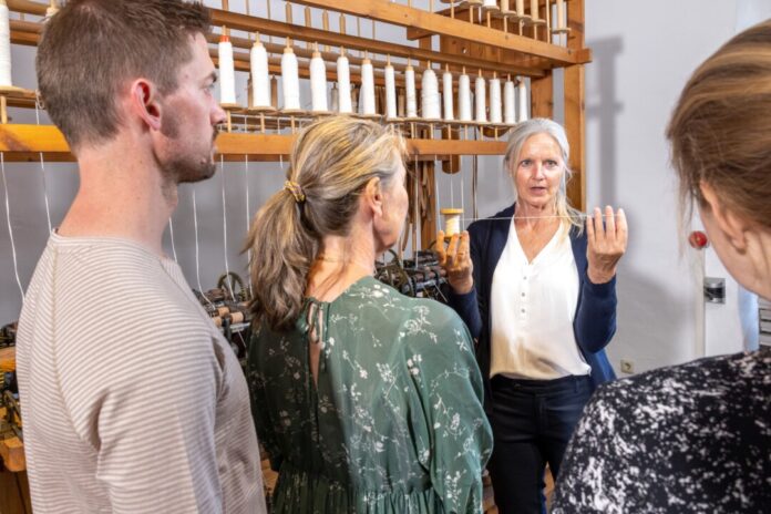 Über die Textilproduktion können Besucher im Industriemuseum viel Wissenswertes erfahren. Foto: LVR ZMB/Stefan Arendt