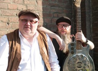 Das Chris-Kramer-Duo spielt auf dem Bluesfestival in Mettmann. Foto: Oliver Krajewski