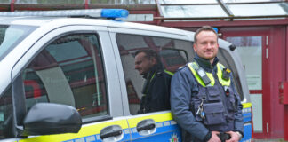 Frischer Wind für die Polizeiwache in Wülfrath: Polizeihauptkommissar Stefan Brettmann vervollständigt das Team des Bezirksdienstes. Foto: Polizei