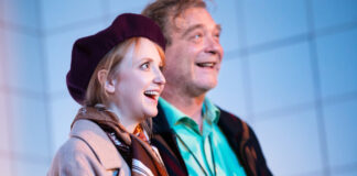 Das Theaterstück „Die Laborantin“ gastiert am 22.01.2025 in der Stadthalle Erkrath. Foto: Martin Sigmund