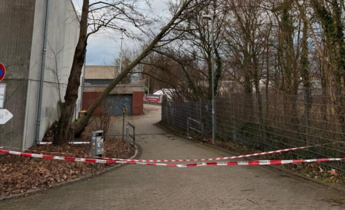 In Ratingen kam es zu sturmbedingten Einsätzen. Foto: FW Ratingen