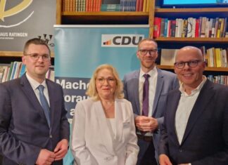 Gute Laune zum Neujahrsempfang bei Ina Bisani, Patrick Anders, Jan Heinisch und Peter Beyer. Foto: CDU