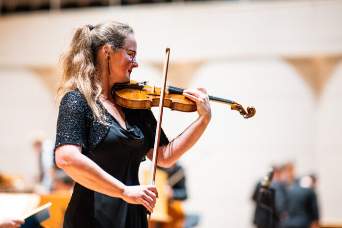 Unter anderem werden Violinenklänge zu hören sein. Foto: Finn Löw