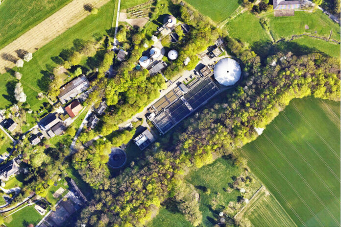 Das Klärwerk in Mettmann aus der Luft. Foto: BRW