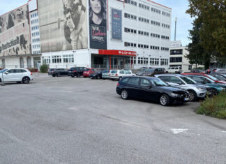 Am Standort des ehemaligen Möbelhauses Flamme an der Heinrich-Hertz-Straße in Unterfeldhaus entsteht ein neues Rechenzentrum, über dessen Abwärme die Wärmeversorgung des Gewerbegebietes Unterfeldhaus klimafreundlicher werden soll. Foto: Stadt Erkrath