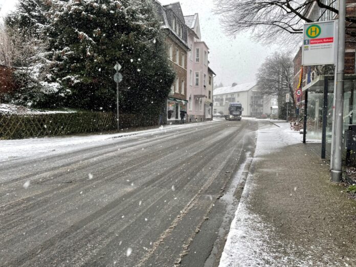 Schneematsch sorgt derzeit für rutschige Straßen. Foto: Kreisstadt Mettmann