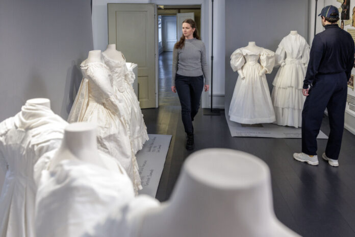 In der neuen Ausstellungswerkstatt geht es um Mode. Foto: LVR ZMB/Stefan Arendt