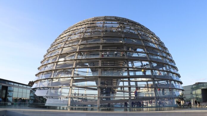 In einem Sieben-Punkte-Papier hat die IHH ihre Forderungen an die Politik formuliert. Foto: pixabay
