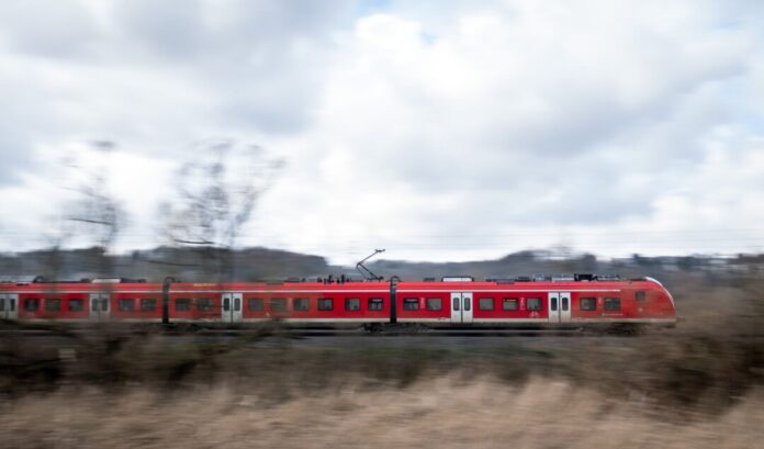 Die meisten S-Bahnen fahren nach dem Sturm wieder. (Archivbild)