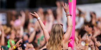 Das Jahr 2025 bietet zahlreiche Open-Air-Festivals. (Symbolbild) 