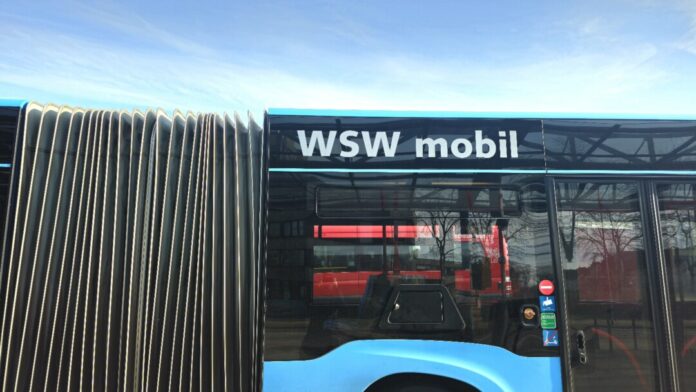 Ein Bus der WSW Mobil ist zu sehen. Foto: Volkmann