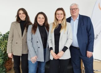 Die Referentinnen und Referenten der Impulsveranstaltung: Roxanne Schad (GPV-Koordination, Kreis Mettmann), Elina Sakellaridou (Leiterin des Sozialpsychiatrischen Dienstes, Kreis Mettmann), Franziska Schwaab und Thomas Dielentheis. Foto: Kreis ME
