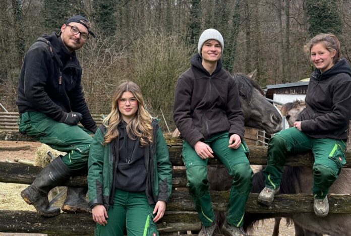 Frederick Hagemeister, Juliana Staschewski, Leo Ehrenstein und Amelie Golbach. Foto: Kreis ME
