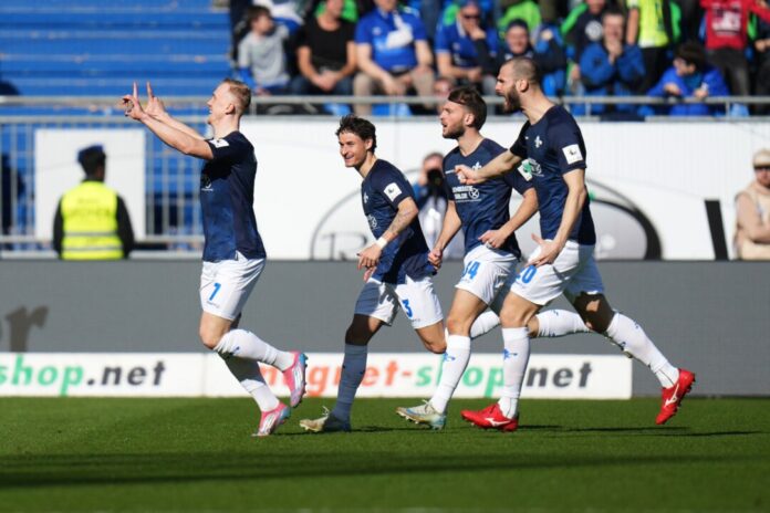 Darmstadt 98 hat mit einem Sieg gegen Schalke 04 seine Negativserie in der 2. Bundesliga beendet. 