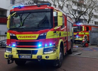 An der Jenaer Straße war die Feuerwehr Ratingen im Einsatz. Foto: FW Ratingen