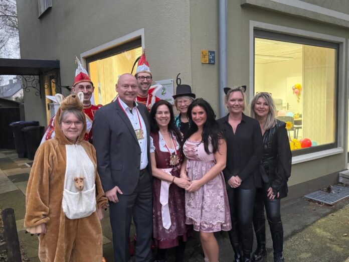 Das Velberter Prinzenpaar hat gute Stimmung mitgebracht. Foto: privat