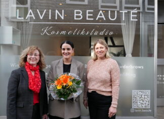 Im "Lavin Beauté": Anja Haas (Stadtmarketing), Inhaberin Özge Sümbül und Simone Derr (Citymanagerin).Foto: Stadt Wülfrath