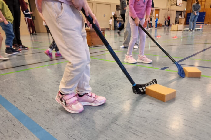 Bei verschiedenen Disziplinen mussten die Kinder ihr Können beweisen. Foto: Kreis Mettmann